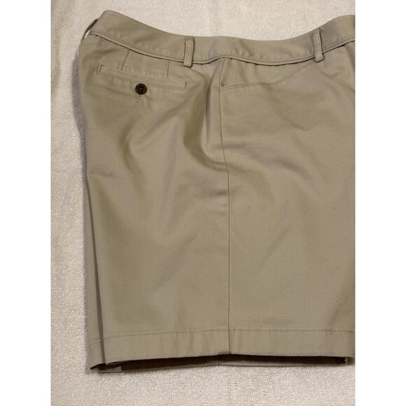 Eddie Bauer Women's Khaki Chino Shorts Size 4 - Picture 6 of 16